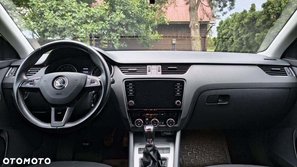 Skoda Octavia 1.6 TDI Ambition - 8