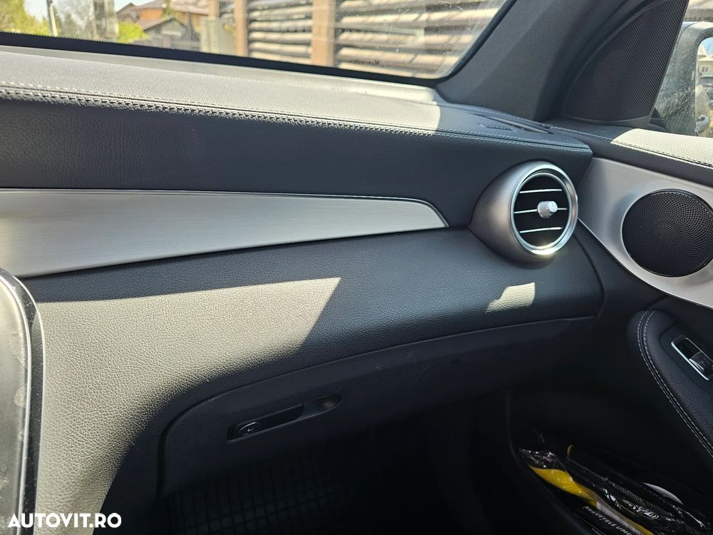 Mercedes-Benz GLC - 7