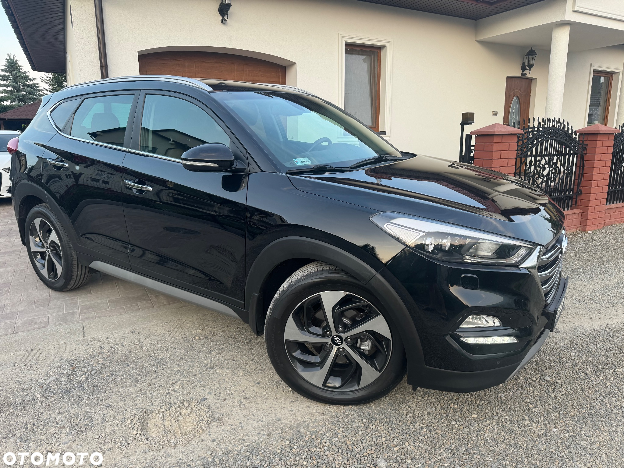 Hyundai Tucson - 11