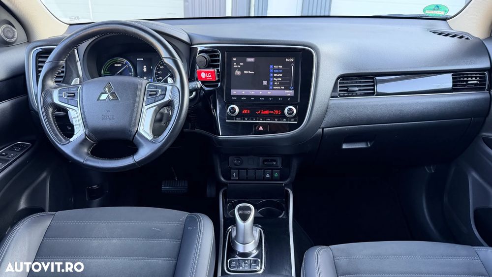 Mitsubishi Outlander PHEV 2.4 L 4X4 Intense - 5