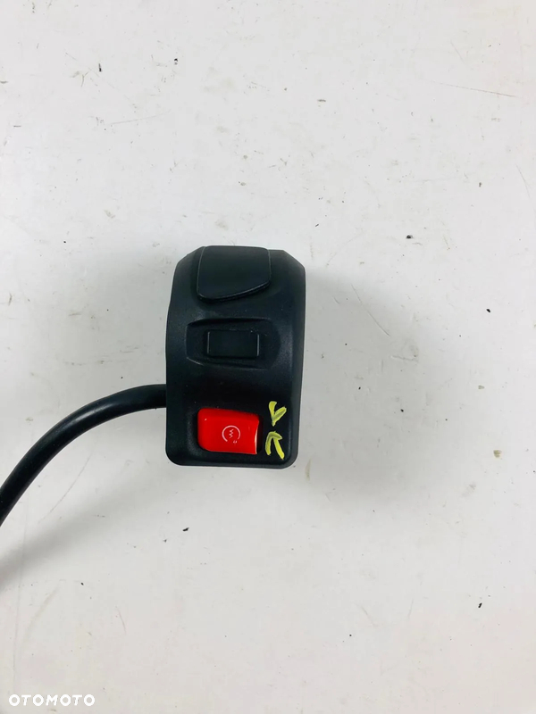 Peugeot Kisbee 50 18- Prawy Przełącznik