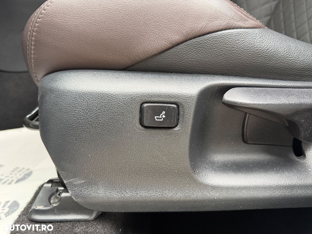 Toyota C-HR Lounge - 19