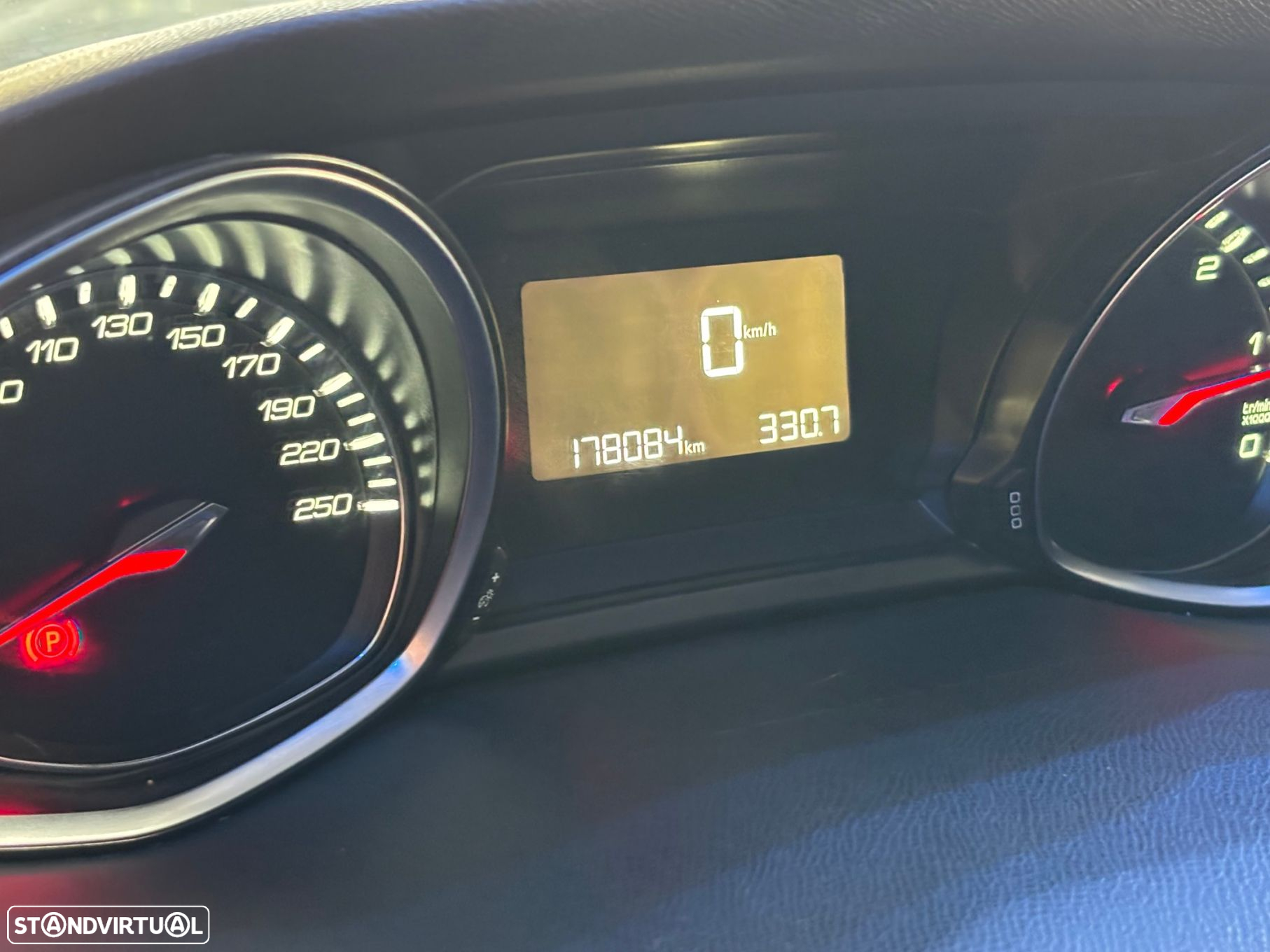 Peugeot 308 SW 1.6 BlueHDi Allure J17 - 16