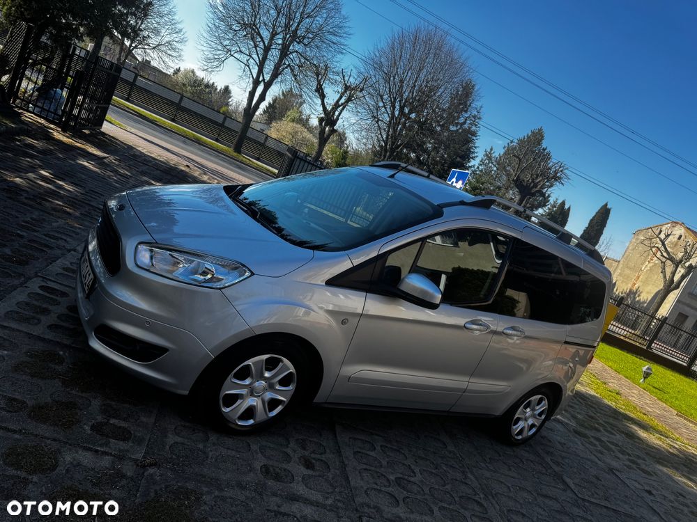 Ford Tourneo Courier 1.0 EcoBoost S&S Ambiente - 34