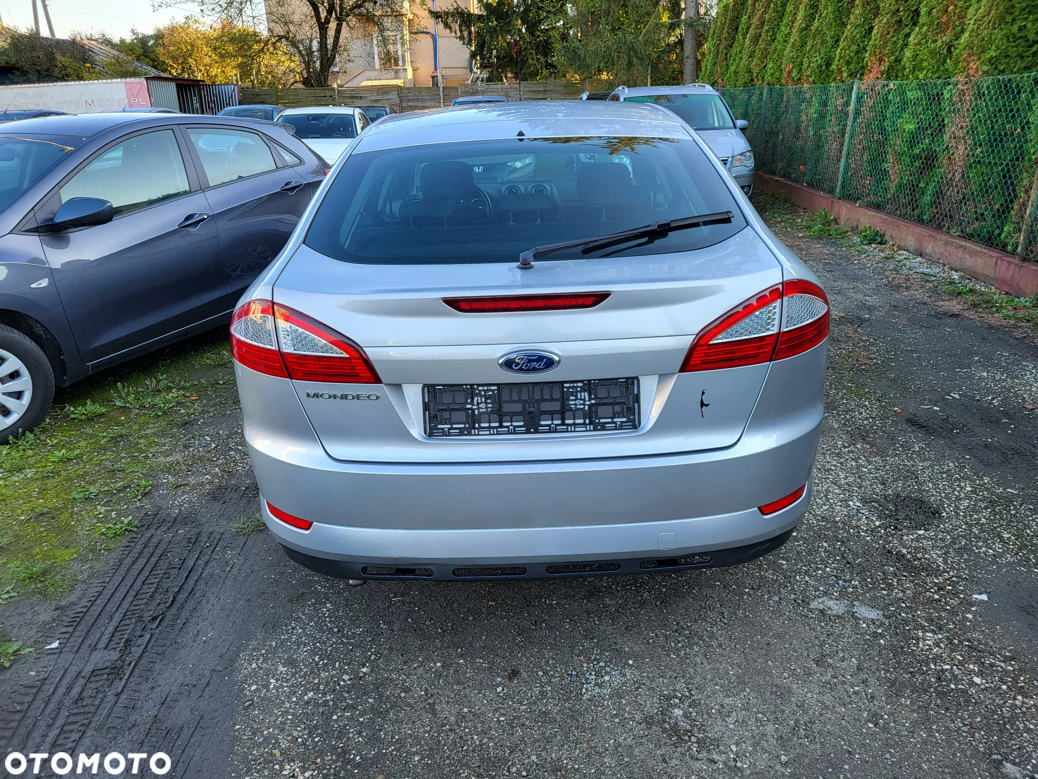 Ford Mondeo 2.0 FF Ghia - 8