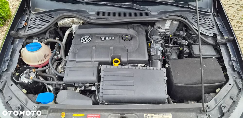 Volkswagen Polo 1.4 TDI (Blue Motion Technology) Highline - 24