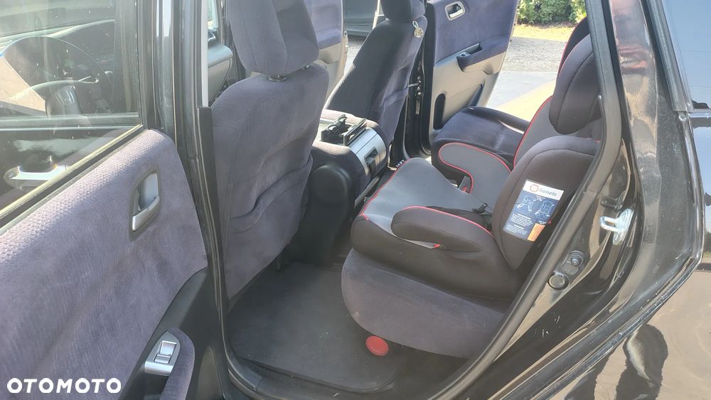 Honda FR-V 1.8 Executive - 11