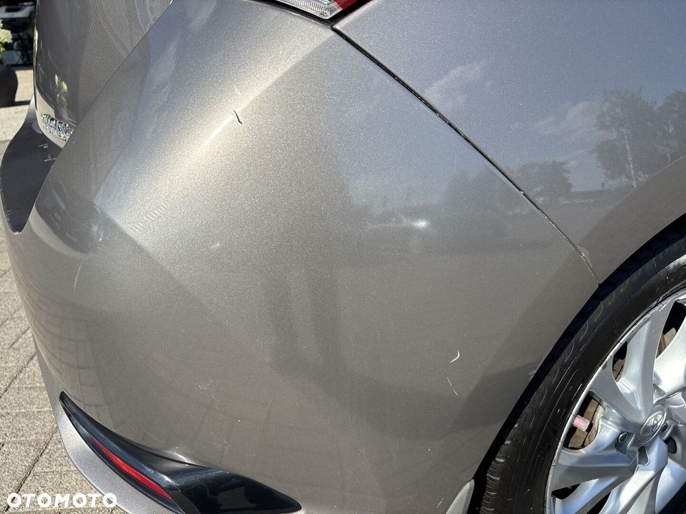 Toyota Auris - 15