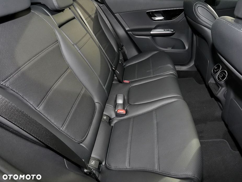 Mercedes-Benz GLC 200 d mHEV 4-Matic Avantgarde - 12