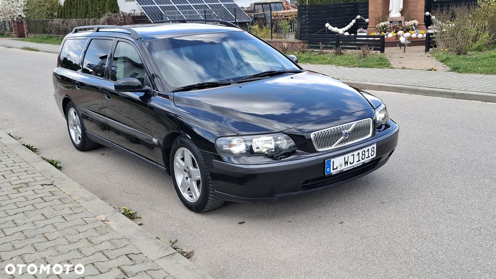 Volvo V70 2.4 - 8