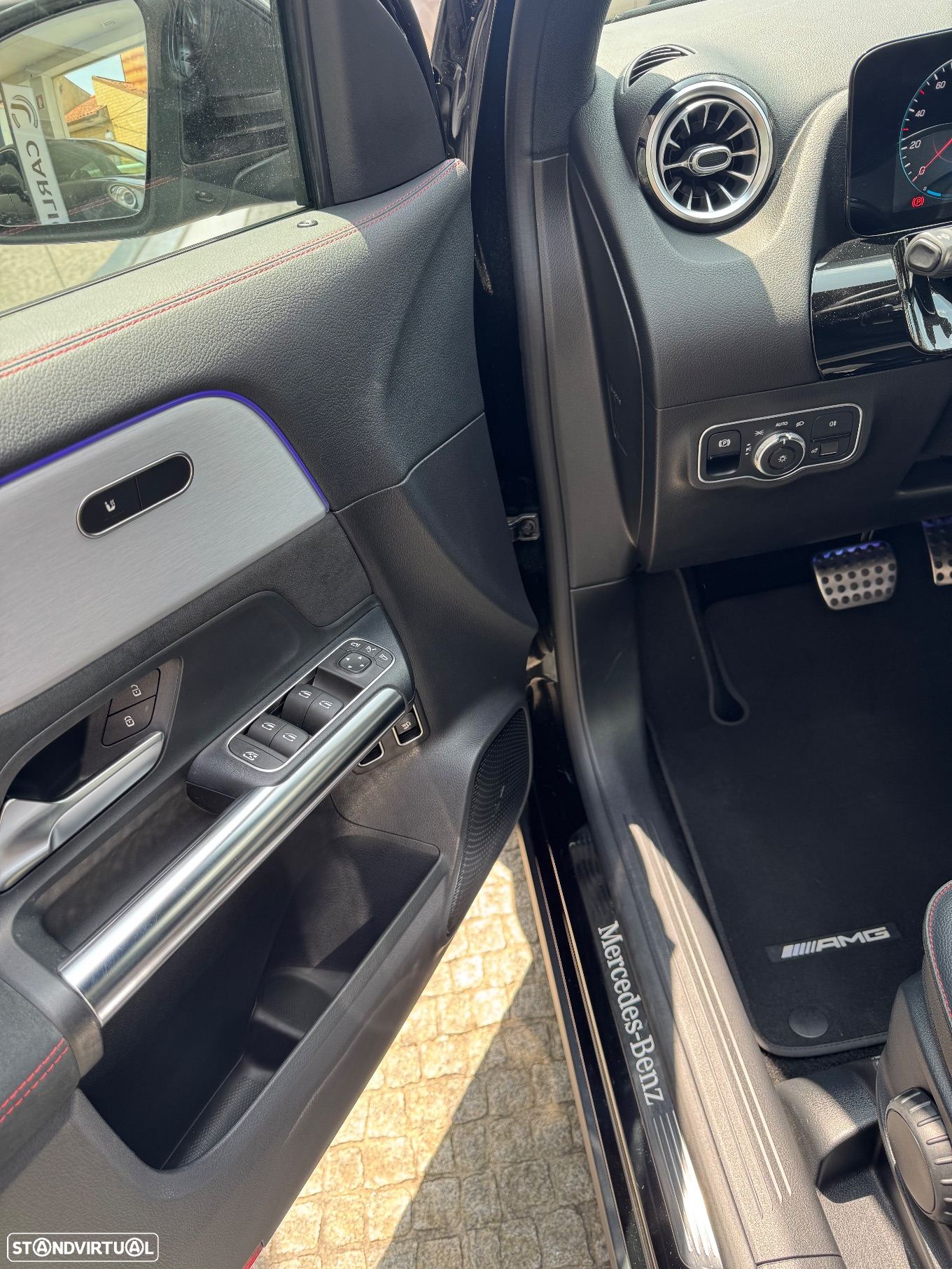 Mercedes-Benz GLA 250 e AMG Line - 15