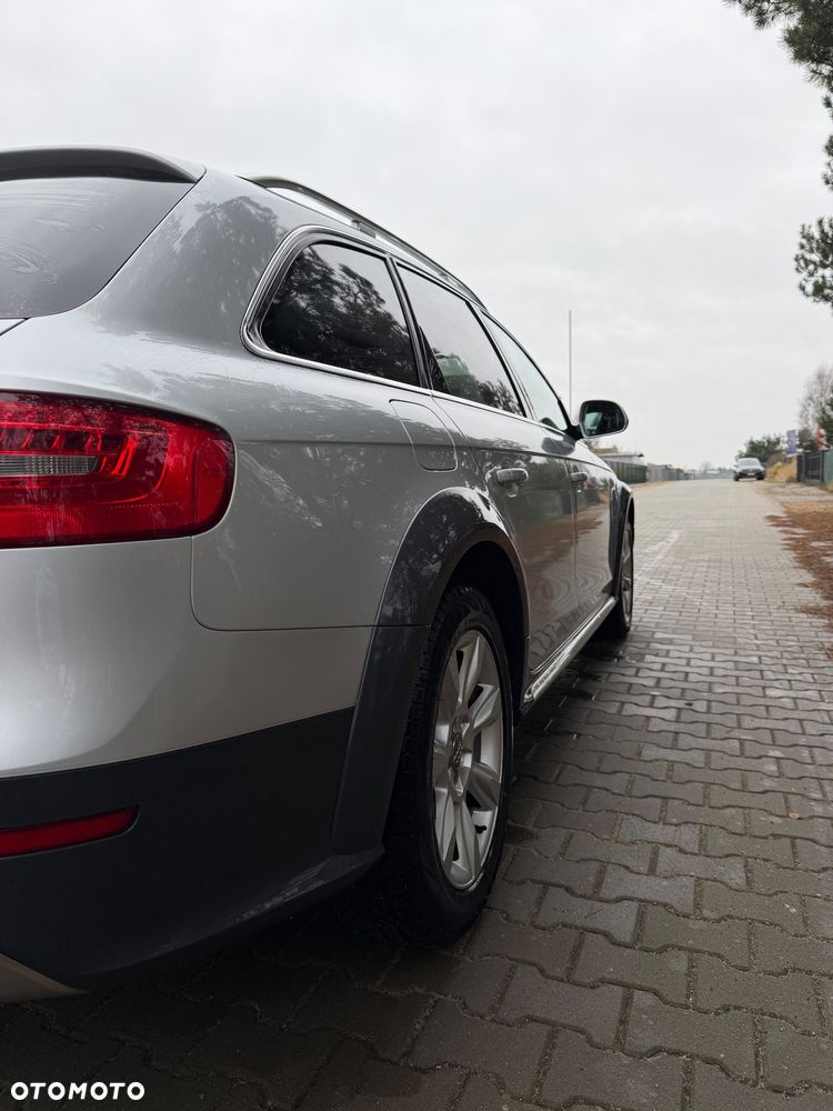 Audi A4 Allroad 2.0 TDI DPF S tronic - 8