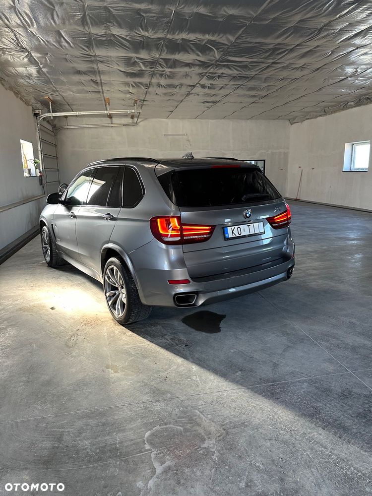 BMW X5 xDrive30d Sport-Aut - 7