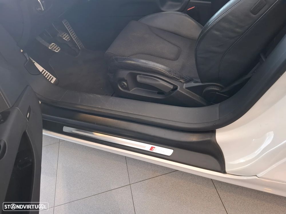 Audi TT Roadster 2.0 TFSi S-line - 11