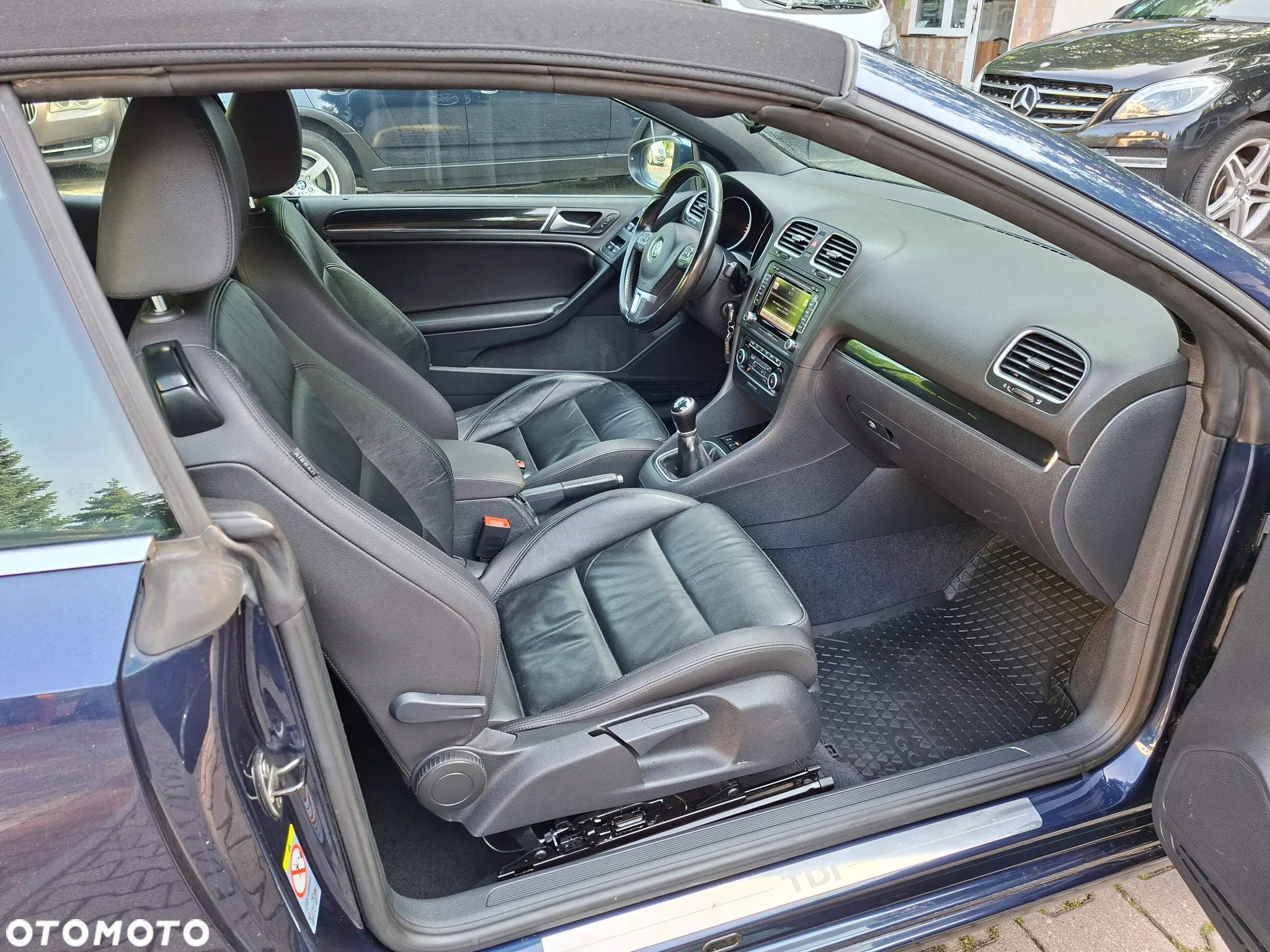 Volkswagen Golf Cabrio 2.0 TDI BlueMotion Technology - 10