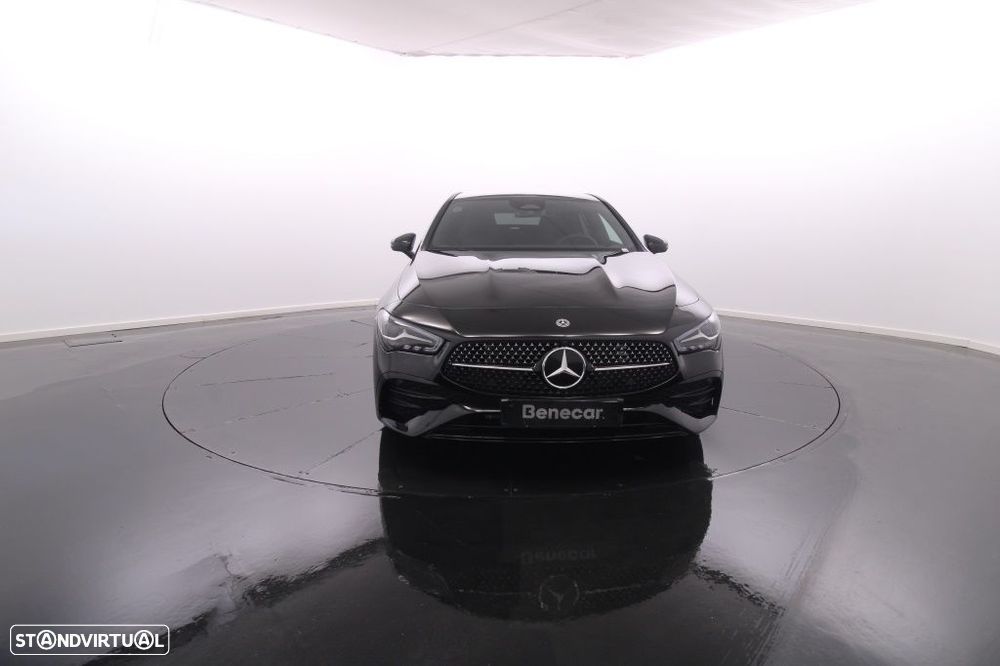 Mercedes-Benz CLA 180 d Shooting Brake AMG Line Aut. - 12