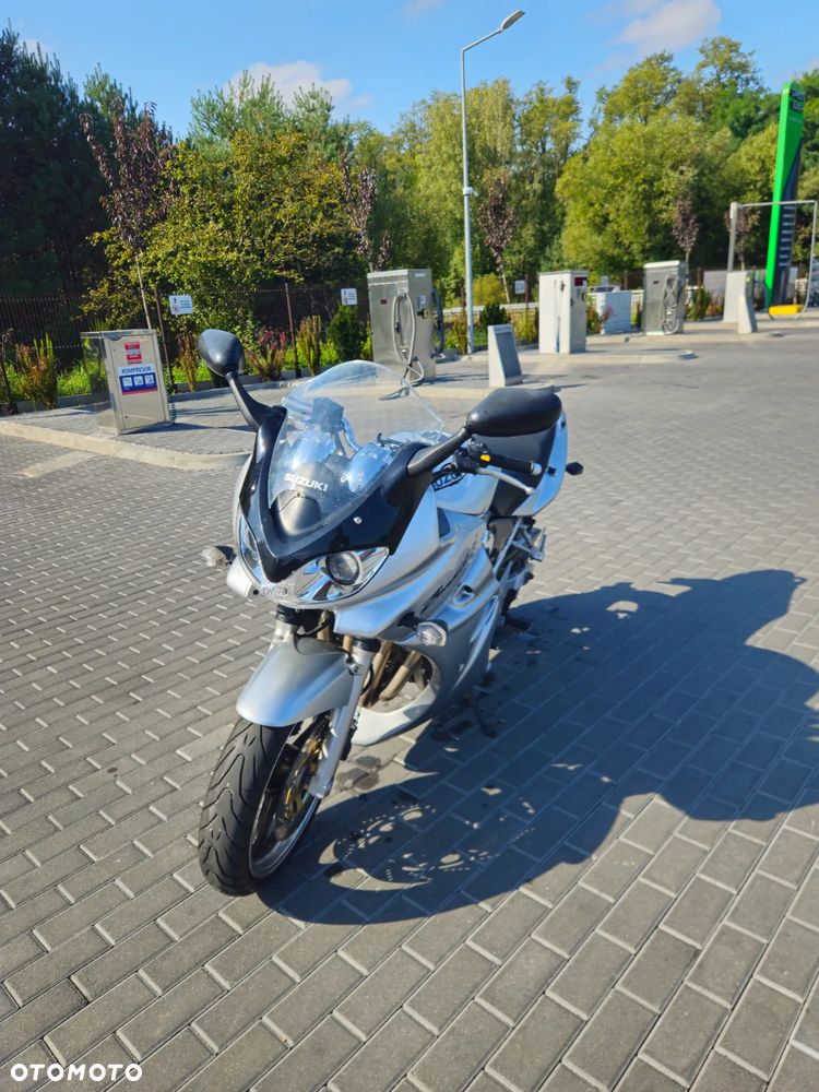 Suzuki Bandit - 2