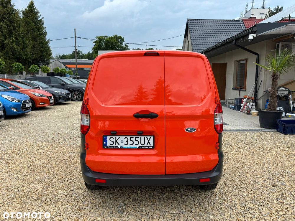 Ford Transit Courier Trend - 13