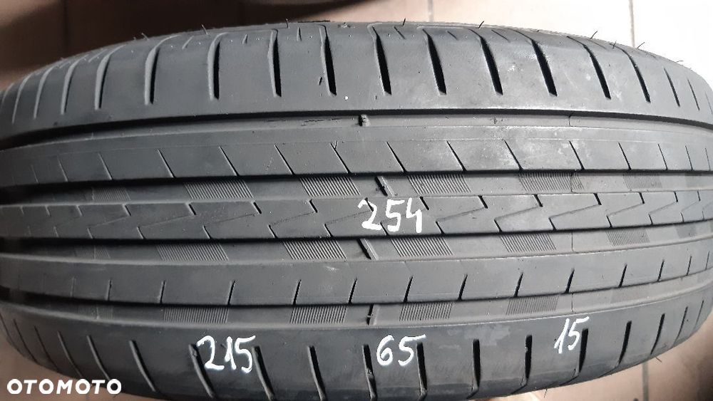 VRedestein 215/65/15 nr 254 - 1