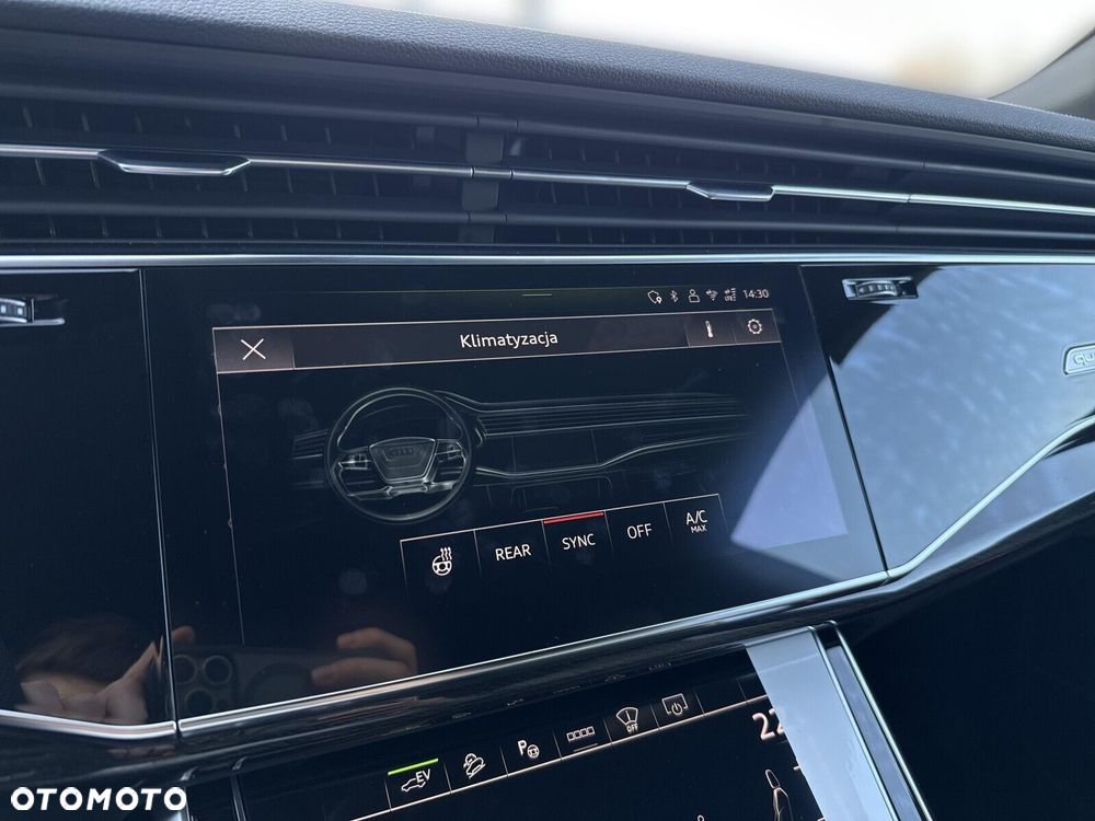 Audi Q8 - 25