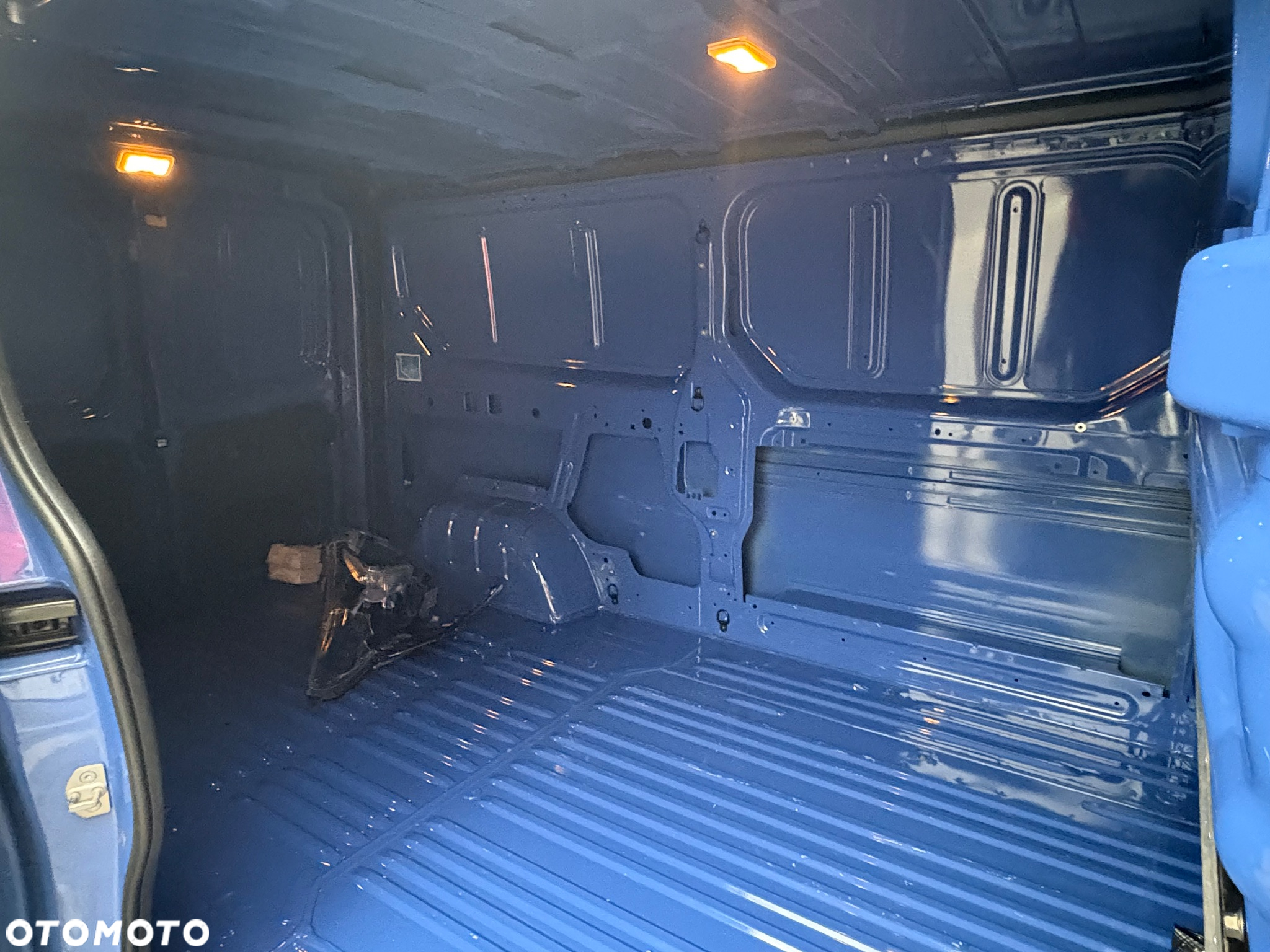 Opel VIVARO - 14