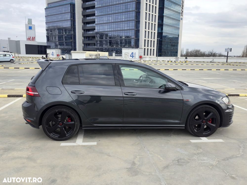 Volkswagen Golf 2.0 TSI BMT DSG GTI - 13