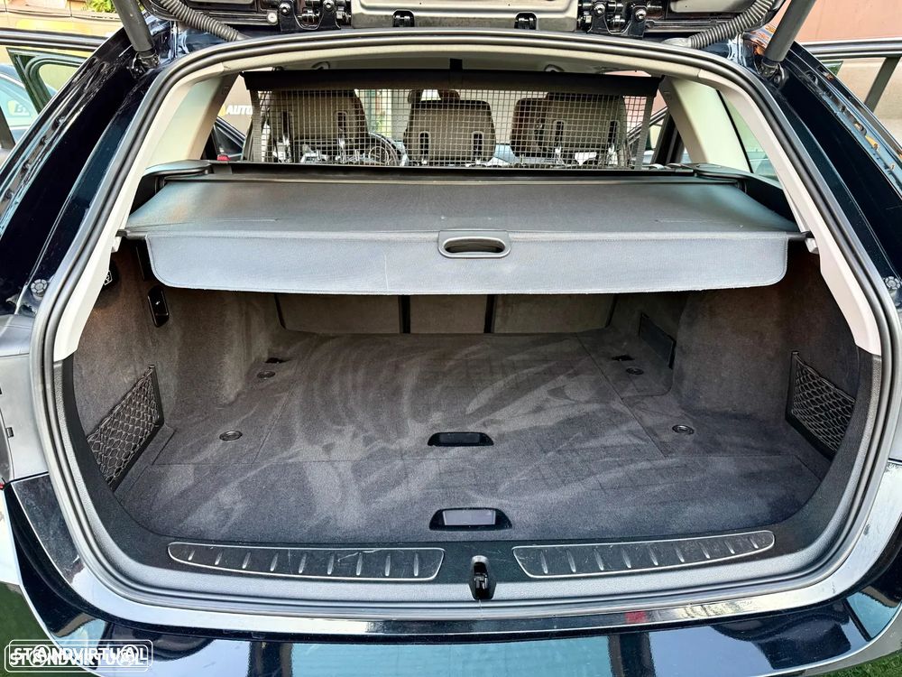 BMW 320 d Touring Ultimate Auto - 20