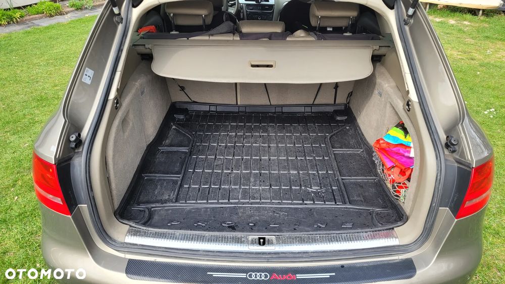 Audi A4 Avant 2.0 TDI - 11