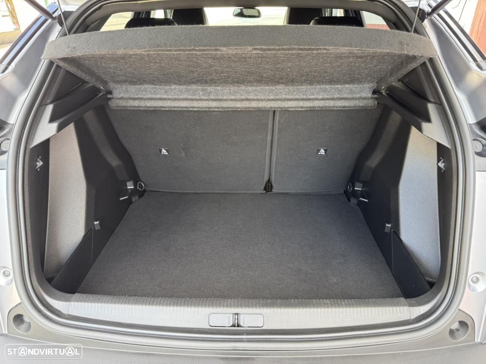 Peugeot 2008 1.2 Hybrid Allure e-DCS6 - 22