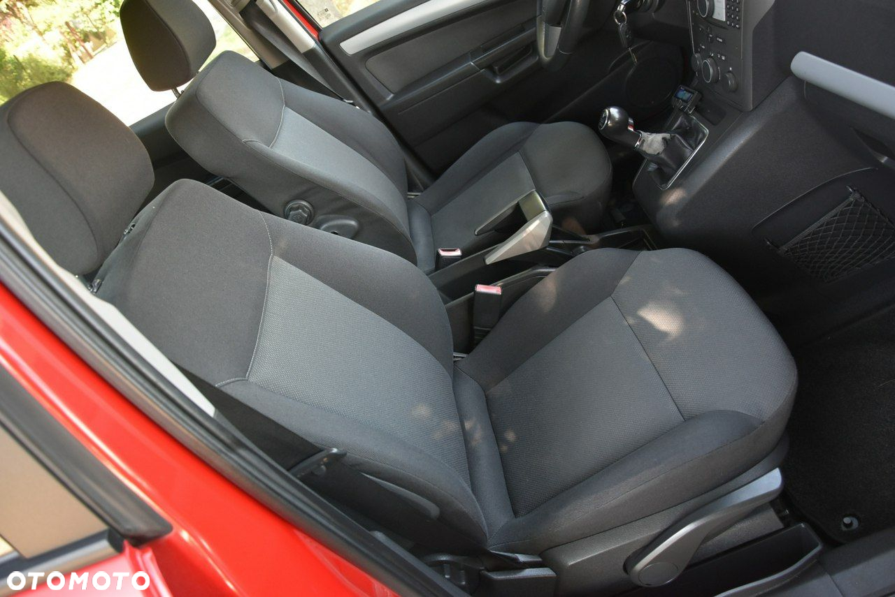 Opel Zafira - 9