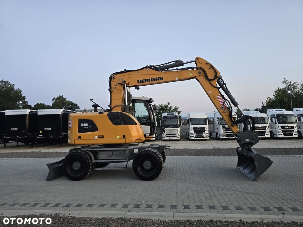 Liebherr / LIEBHERR 918 / COMPACT - 33