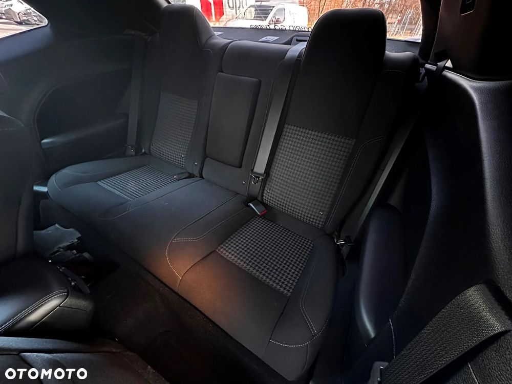 Dodge Challenger 3.6 SXT Plus - 14