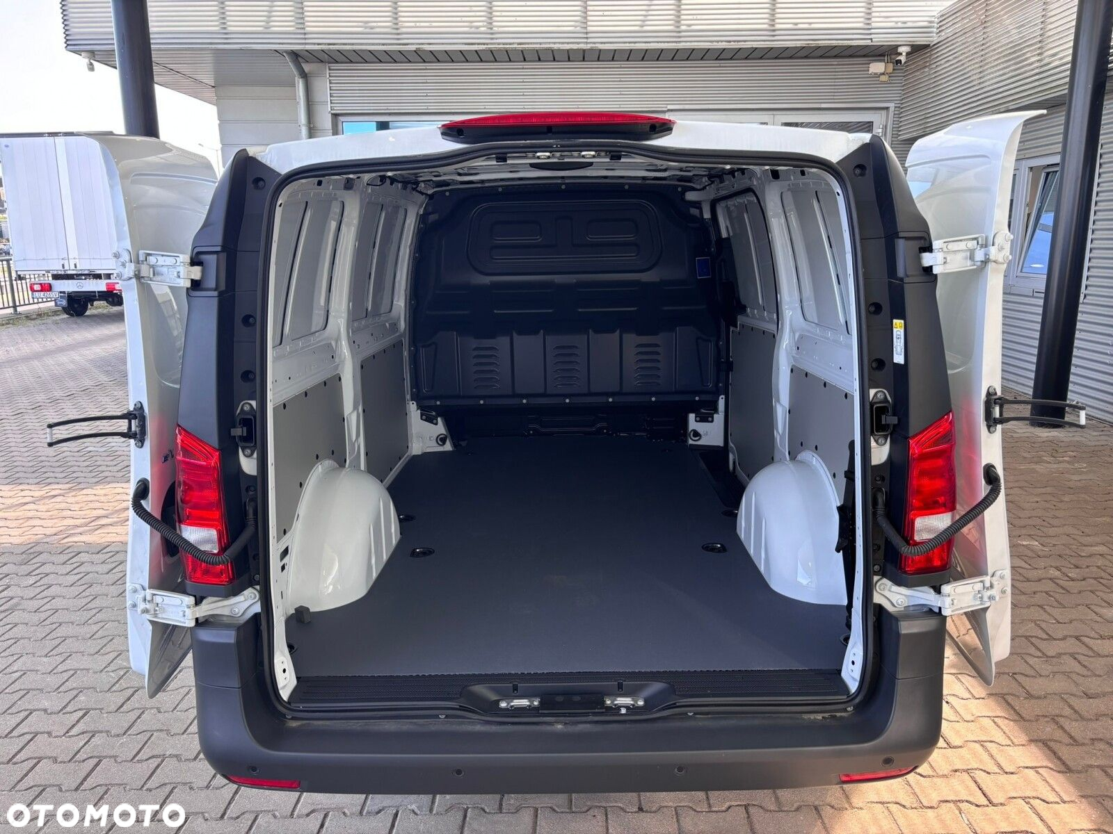 Mercedes-Benz eVito eVito 112 KA - 7