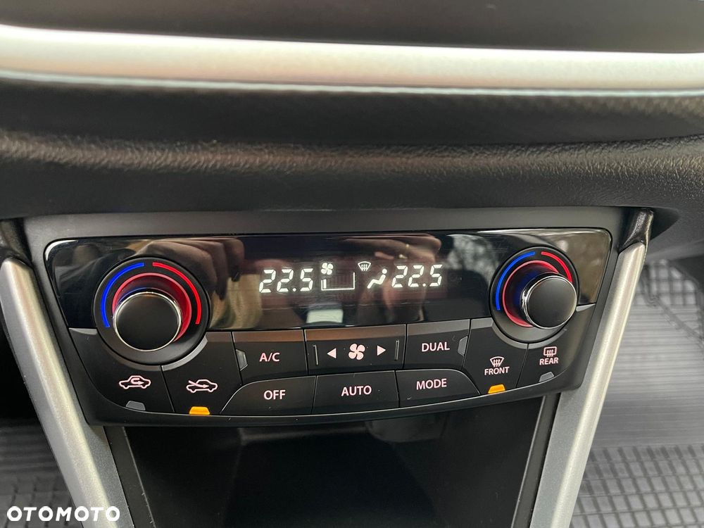 Suzuki SX4 S-Cross 1.6 DDiS TCSS 4x4 Comfort+ - 31