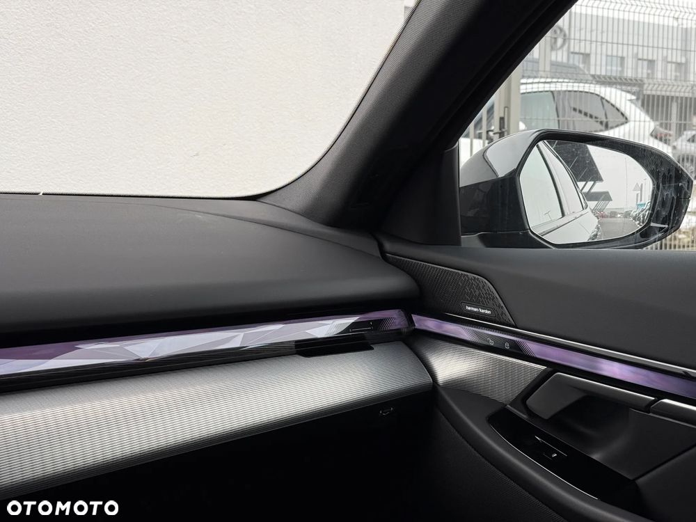 BMW Seria 5 520i - 18