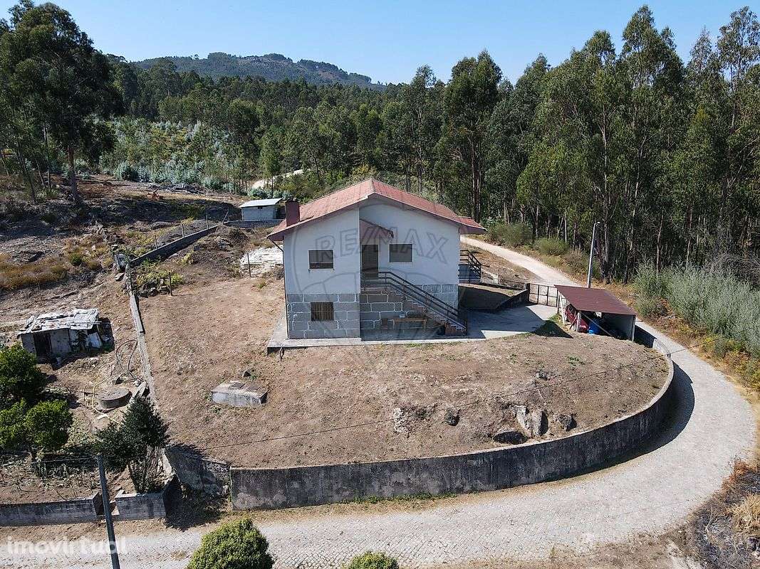 Moradia T3 para venda - Grande imagem: 2/9