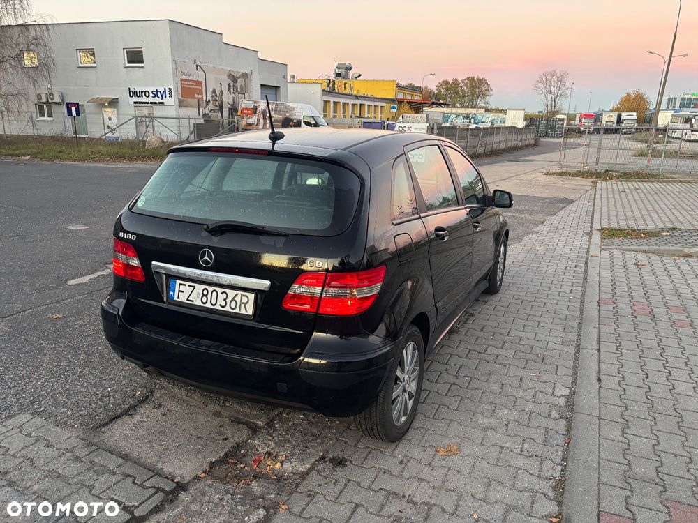 Mercedes-Benz Klasa B 180 CDI Autotronic - 3