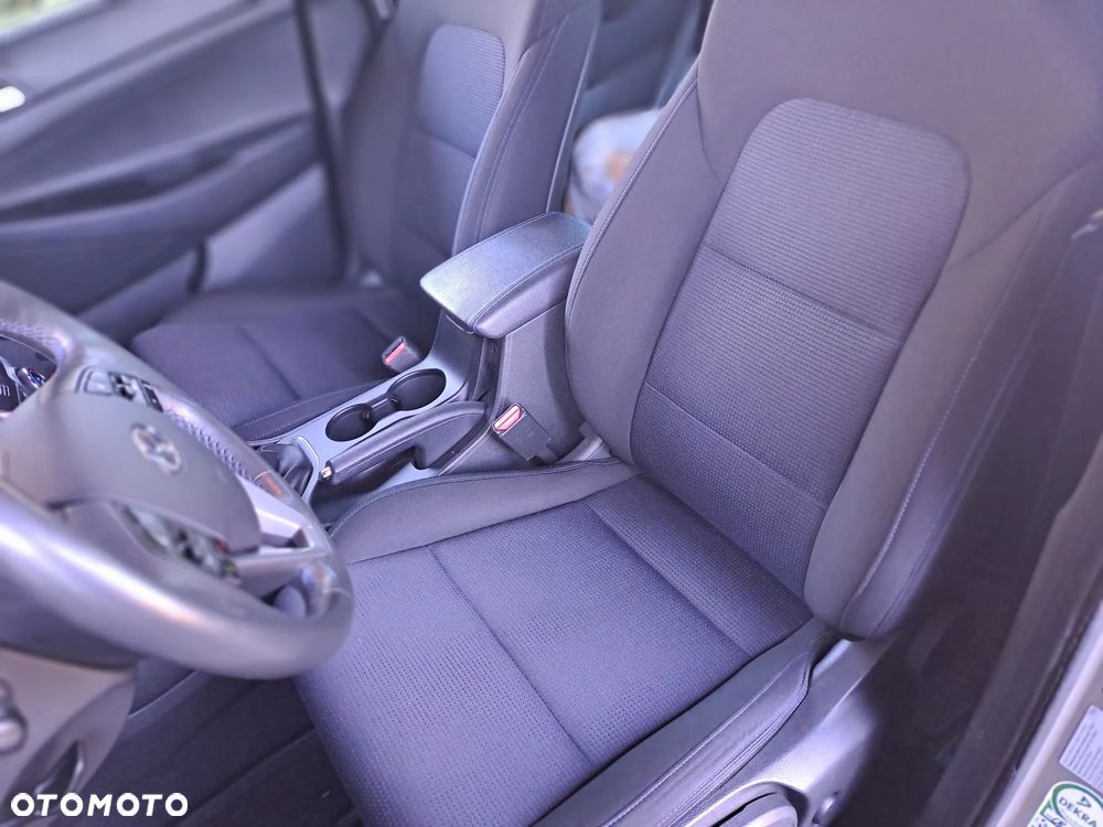 Hyundai Tucson 1.6 GDI BlueDrive Comfort 2WD - 20