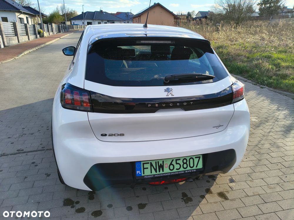 Peugeot 208 Allure - 6