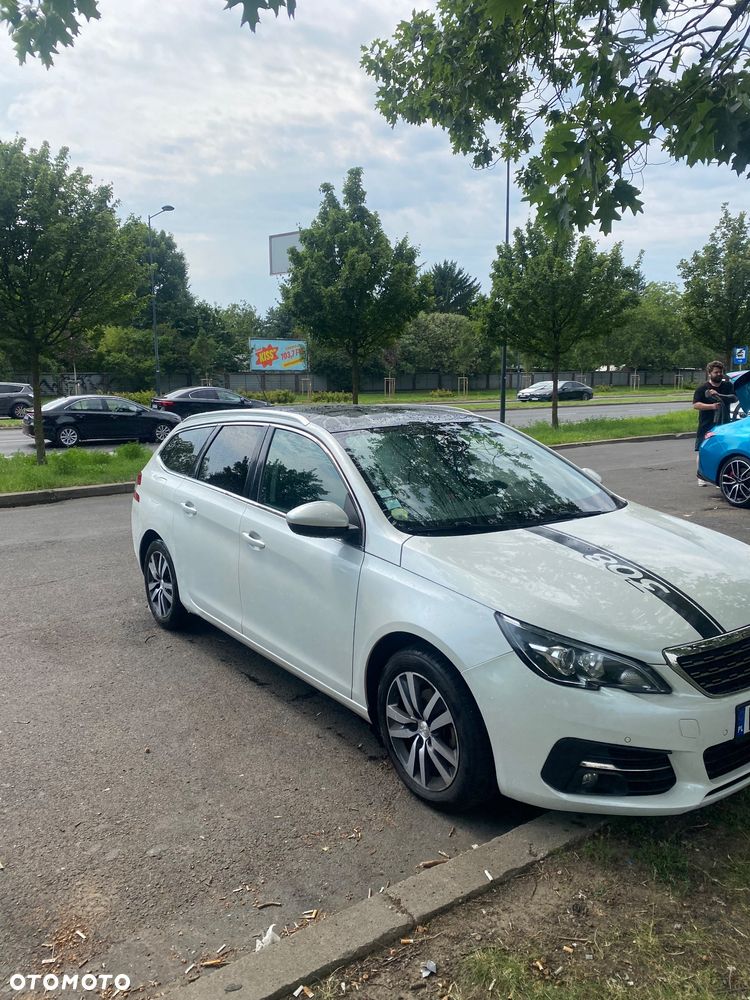 Peugeot 308 1.5 BlueHDi Allure S&S - 3