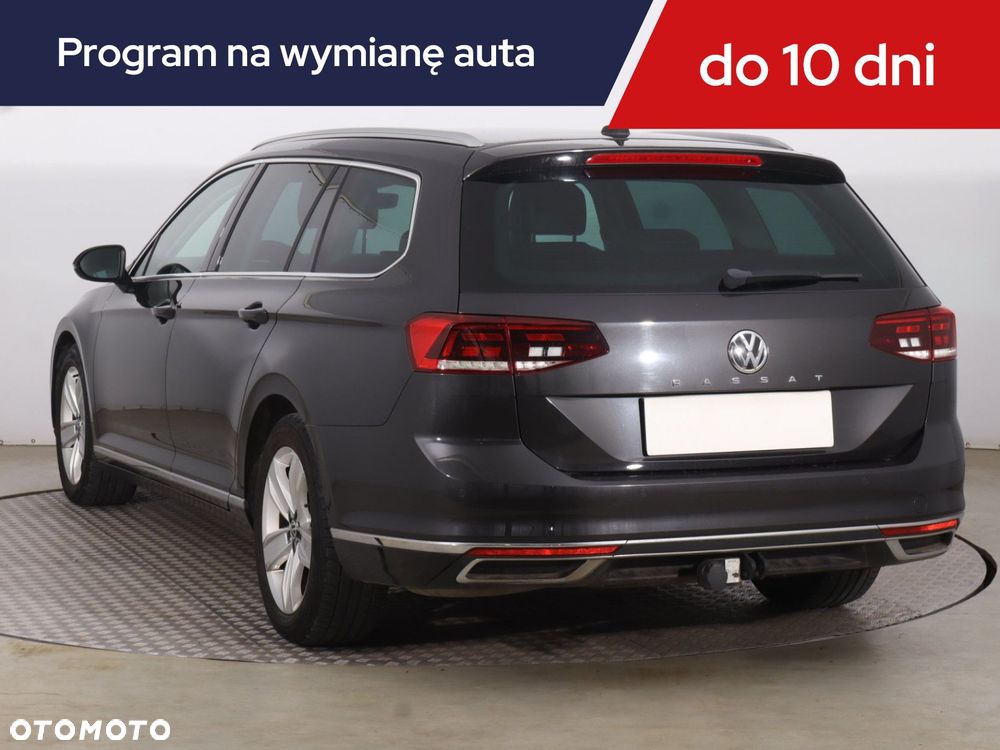Volkswagen Passat Variant - 6