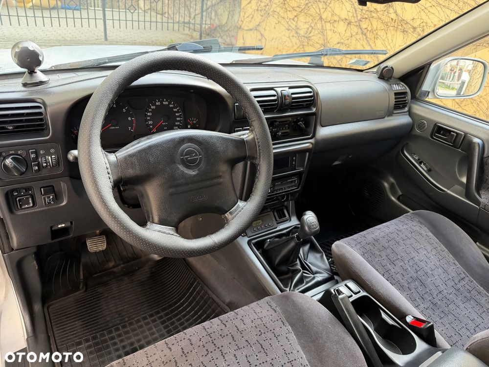 Opel Frontera 2.2 Sport RS - 9