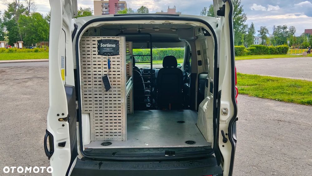 Opel COMBO - 18