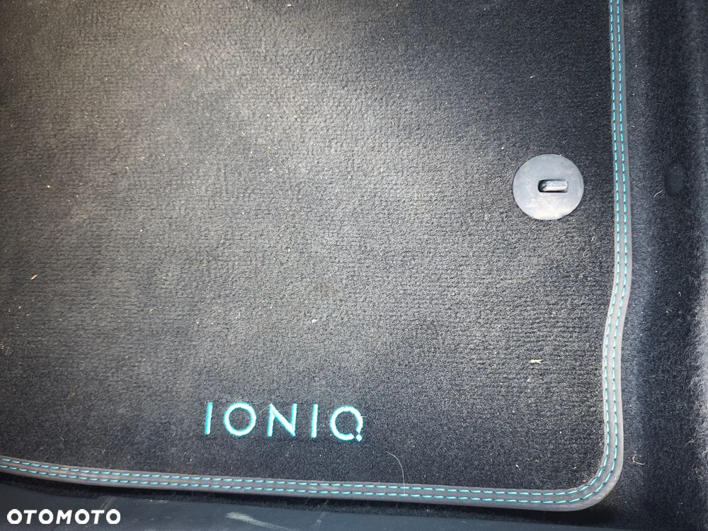Hyundai IONIQ 1.6 GDI Style - 23
