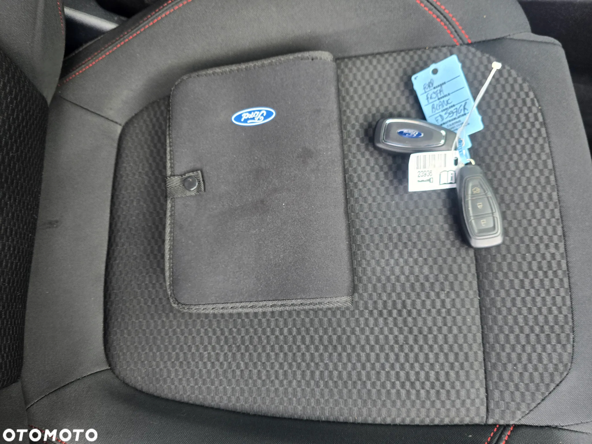 Ford Fiesta 1.0 EcoBoost S&S ST-LINE - 17
