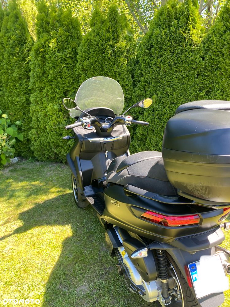 Piaggio MP-3 - 3