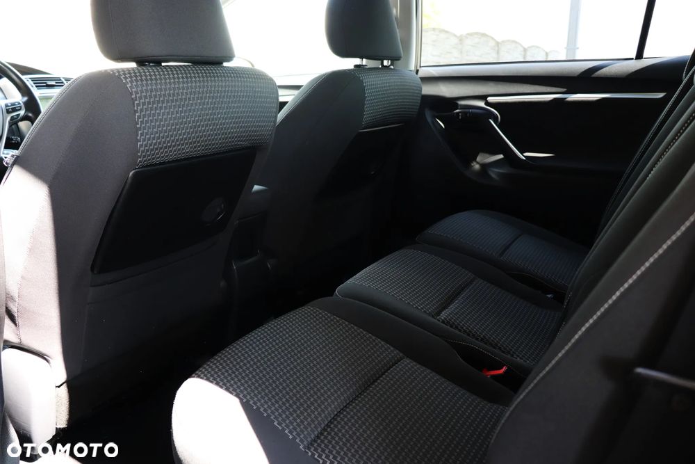 Toyota Verso 1.8 Premium - 15