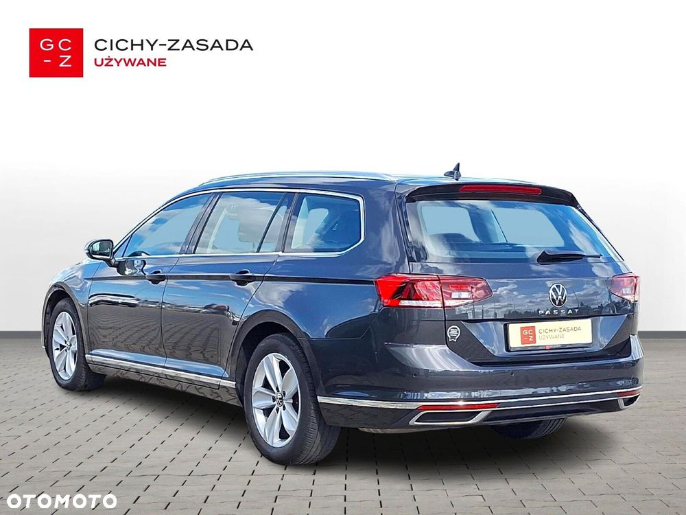 Volkswagen Passat 2.0 TSI Elegance DSG - 7