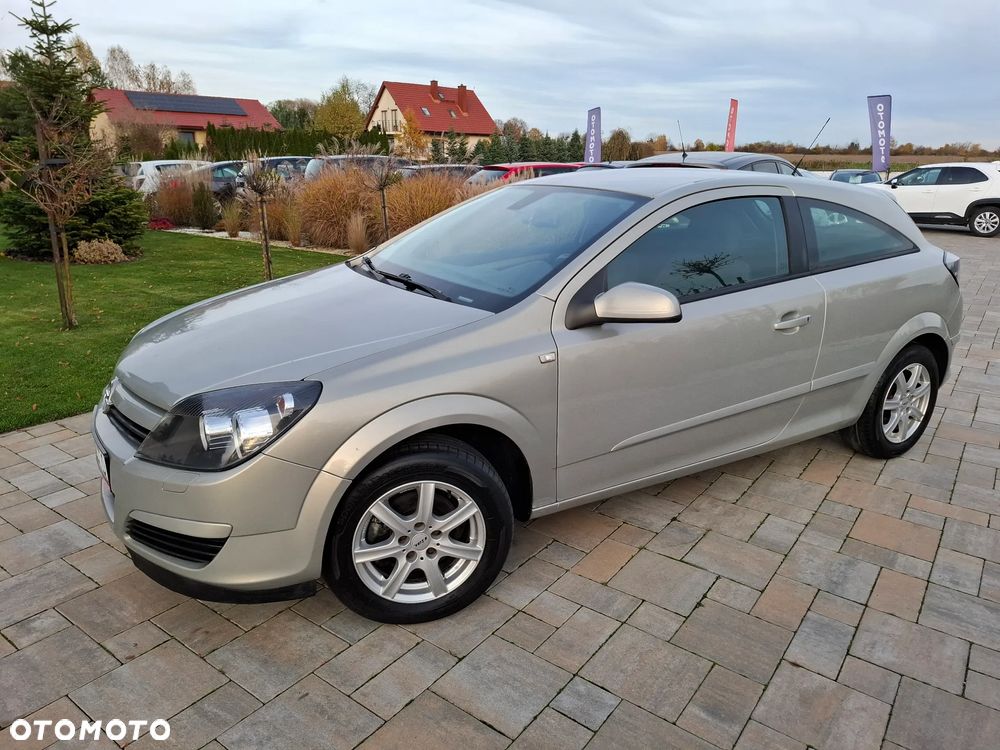 Opel Astra III GTC 1.4 Enjoy - 6