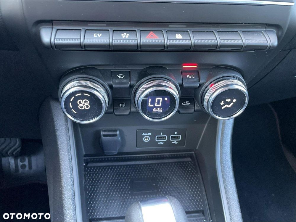 Renault Captur - 21